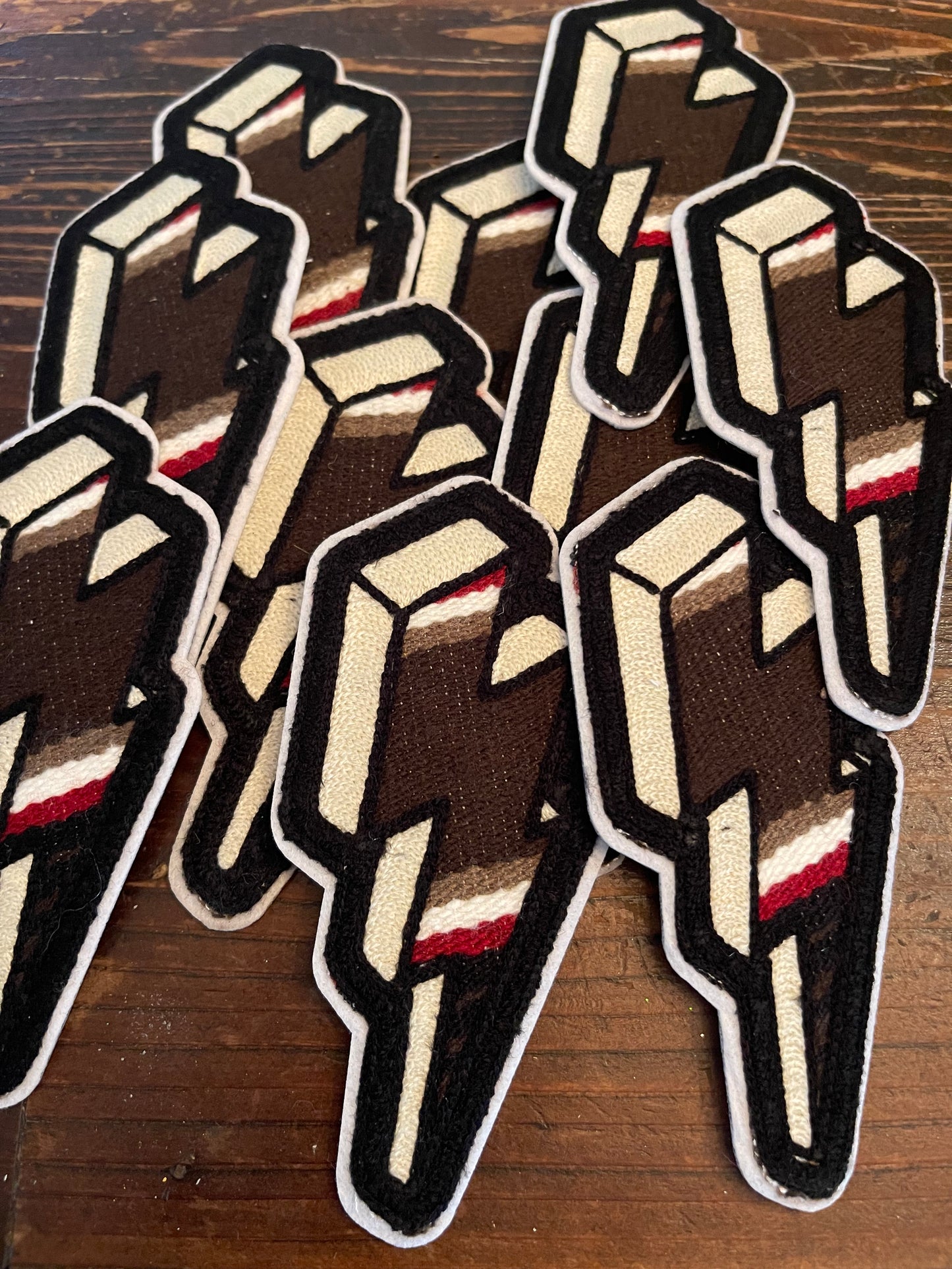 SERAPE CHAINSTITCH BOLT PATCH BOLD BROWN ~ BLACK STITCH