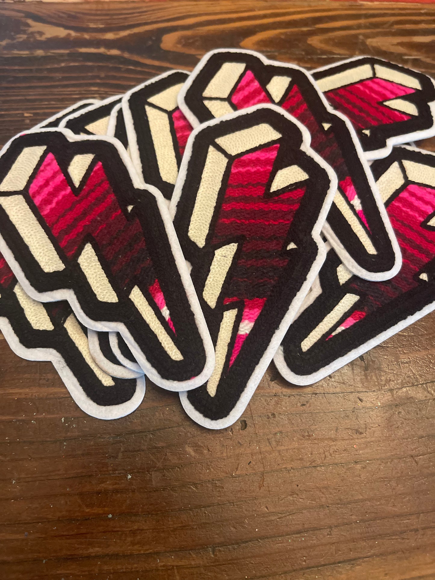 SERAPE CHAINSTITCH BOLT PATCH PINK/RED/WHITE STRIPES ~ BLACK STITCH