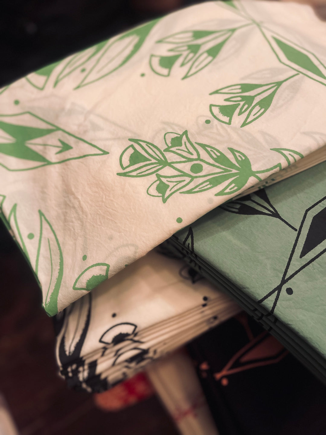 VINTAGE FLOWER BANDANA