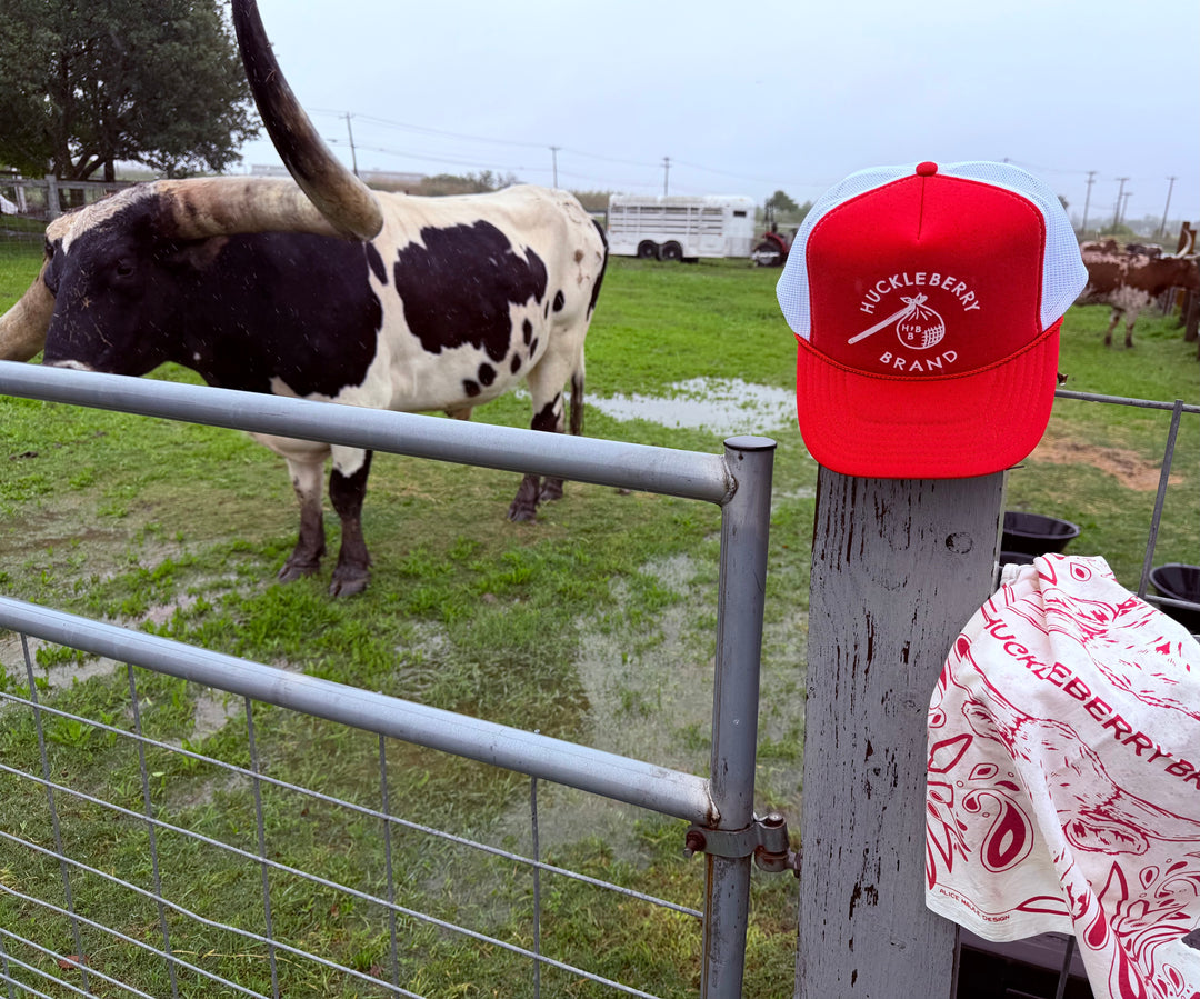 HUCKLEBERRY HOBO TRUCKER HAT