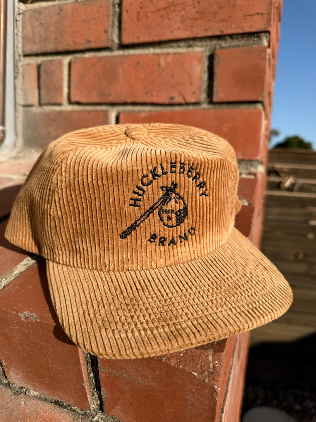 HUCKLEBERRY HOBO CORDUROY HAT