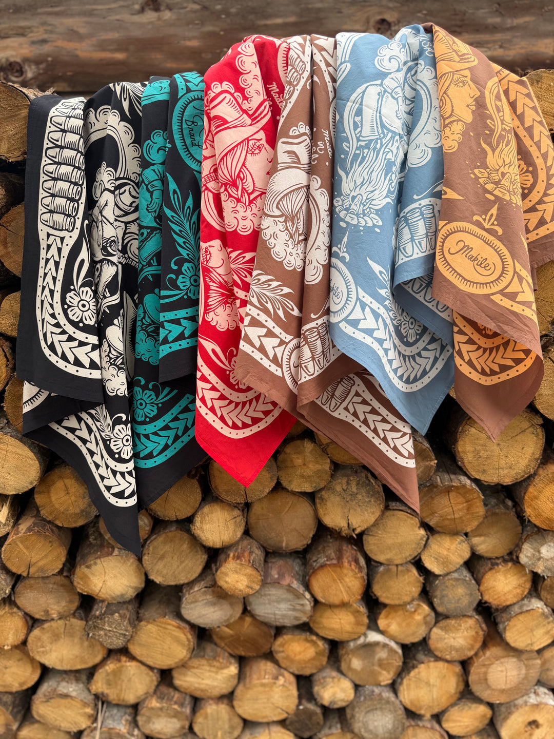 MAKILE CAMPFIRE BANDANA