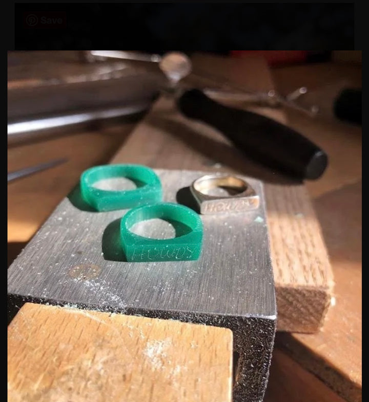 SILVER HOWDY RING