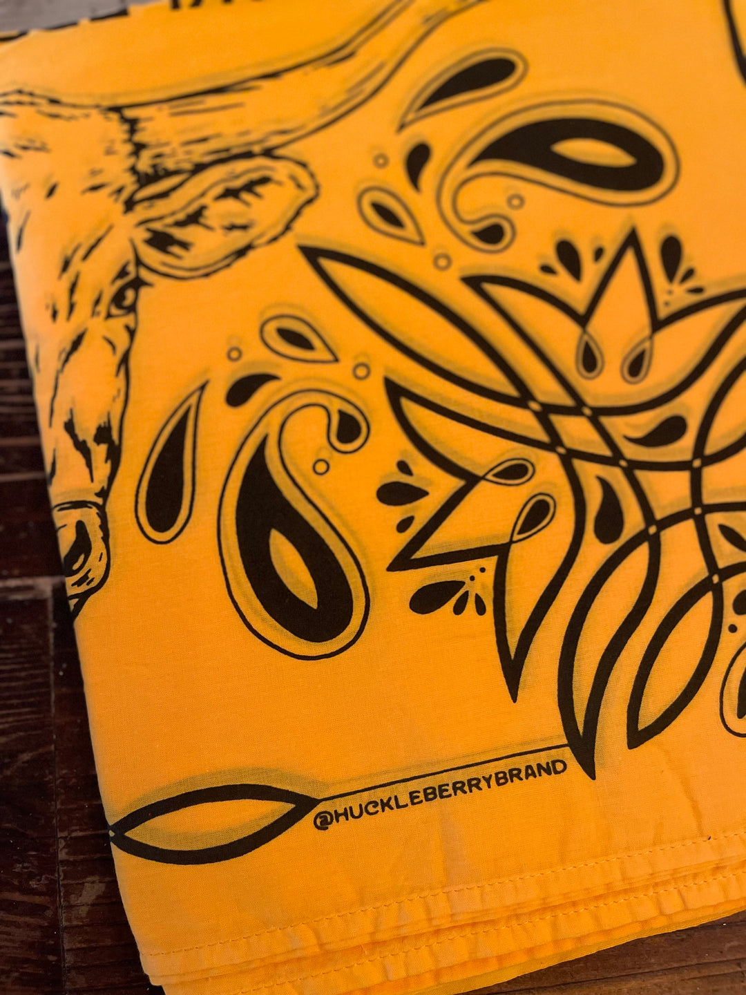 LONGHORN BANDANA