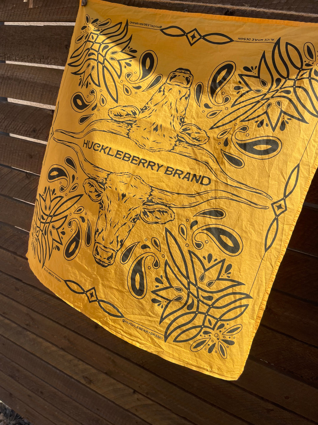 LONGHORN BANDANA