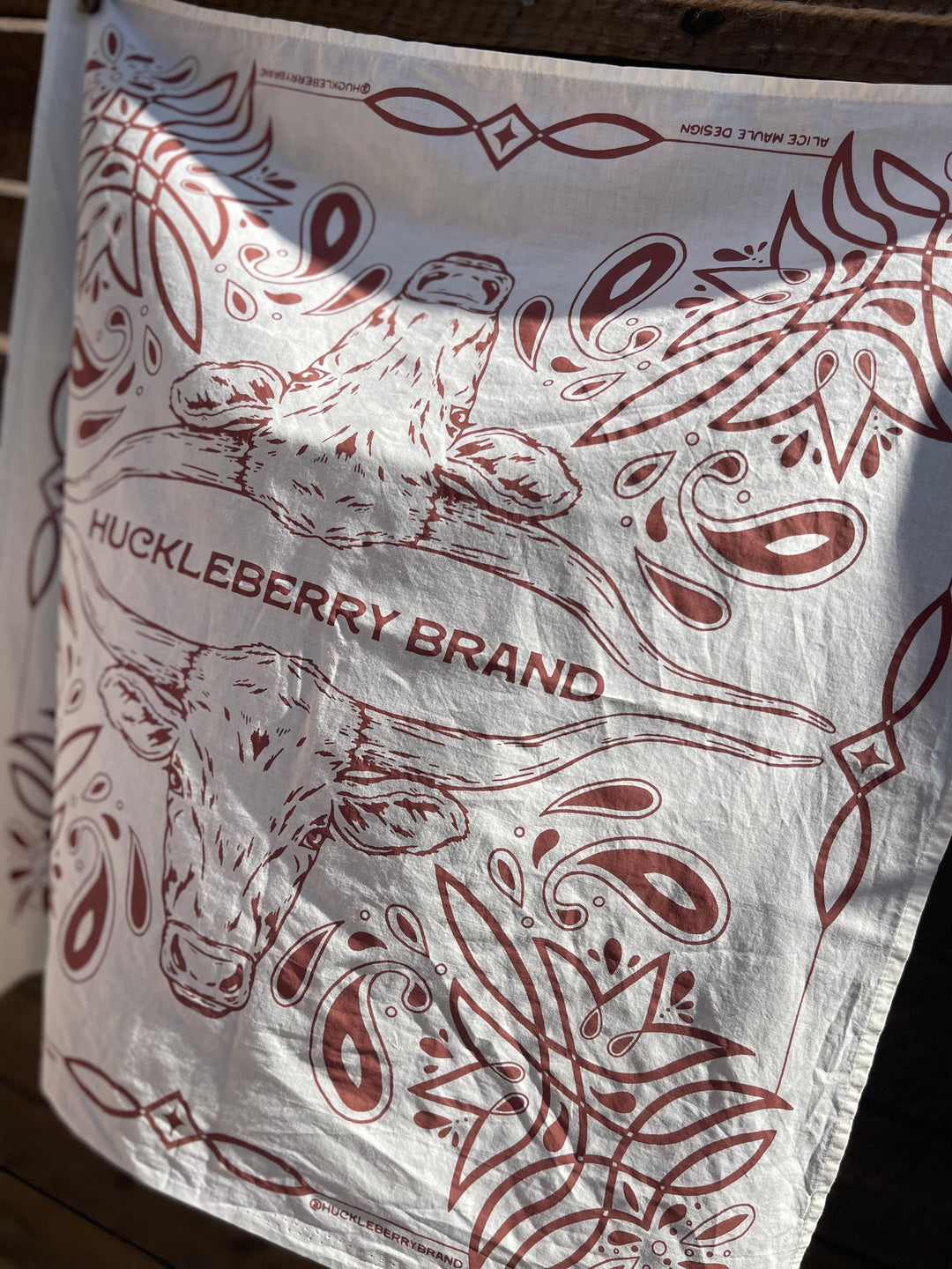 LONGHORN BANDANA