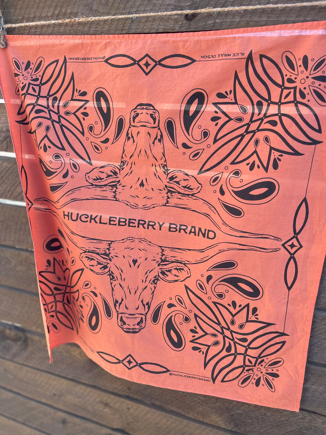 LONGHORN BANDANA
